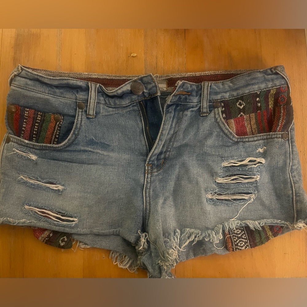 Free people shorts. Size 28